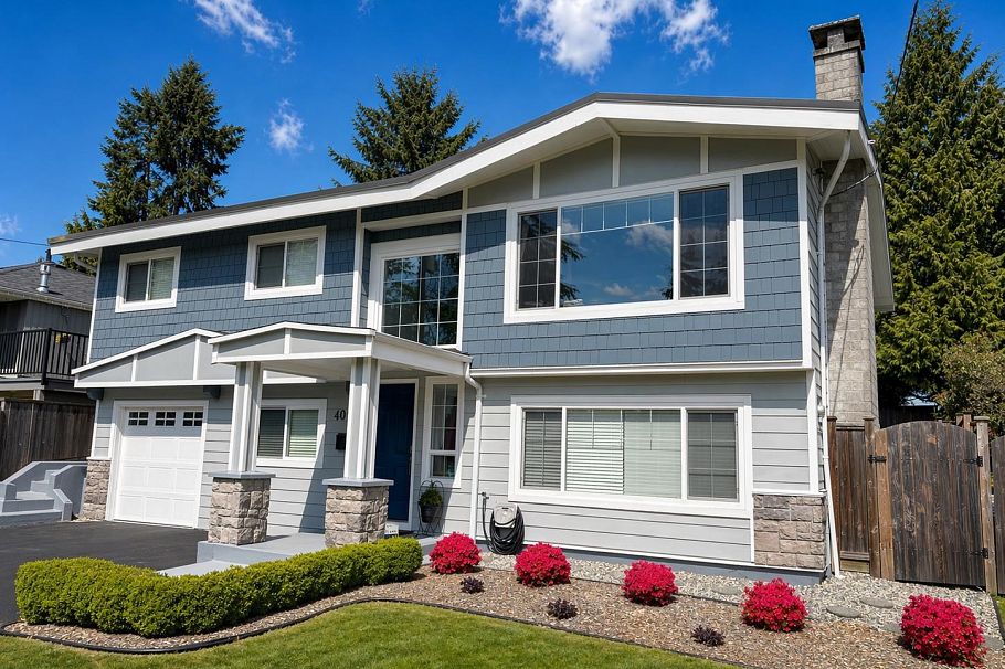 4072 Violet Street North Vancouver, BC - 1