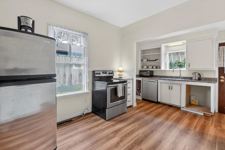 3450 Welwyn Street Vancouver, BC - 12