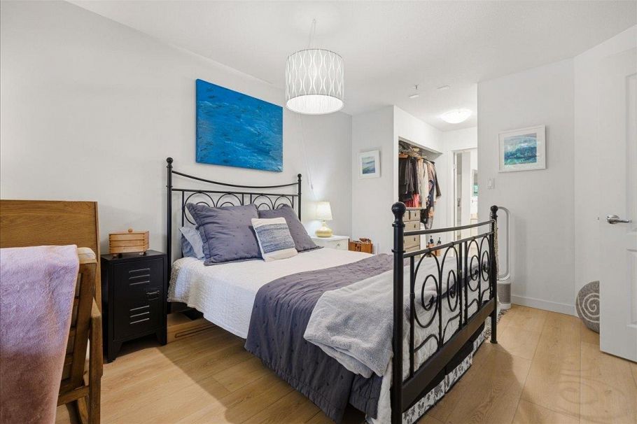 411 2059 Chesterfield Avenue North Vancouver, BC - 16