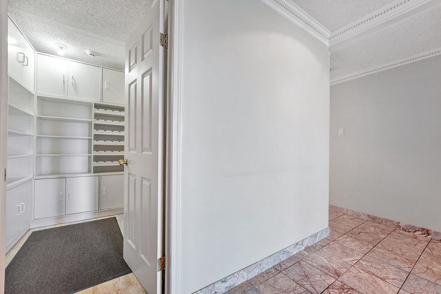 203 1675 Hornby Street Vancouver, BC - 6