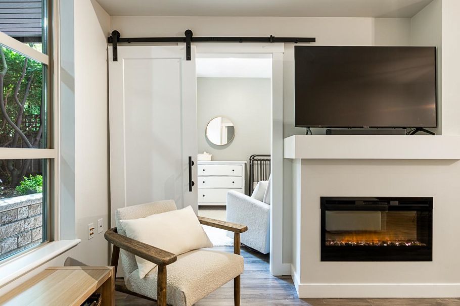 103 1468 St. Andrews Avenue North Vancouver, BC - 11
