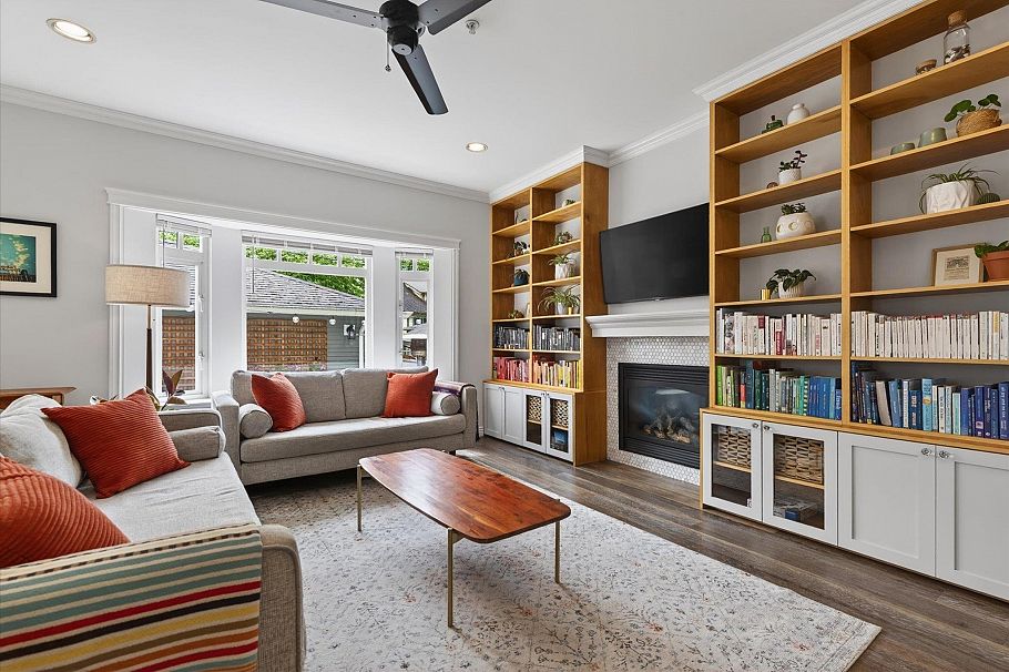 1528 E Pender Street Vancouver, BC - 1