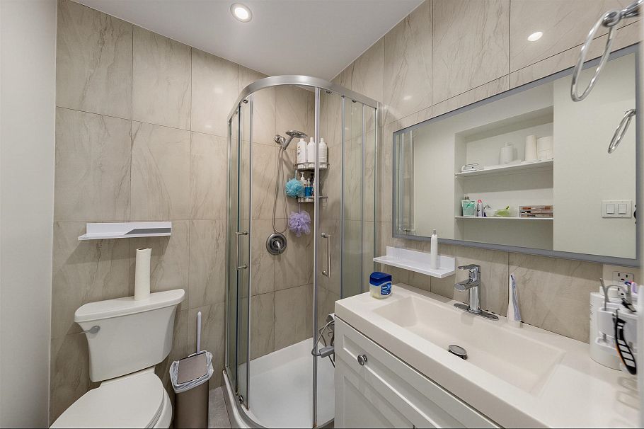 3696 E 26th Avenue Vancouver, BC - 13