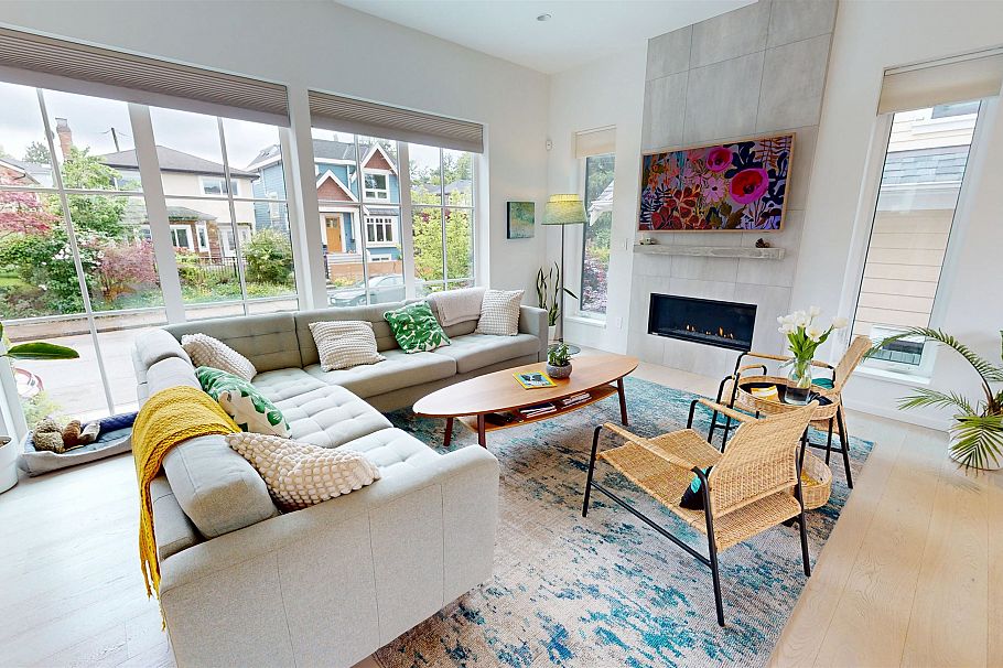 411 Aubrey Place Vancouver, BC - 2