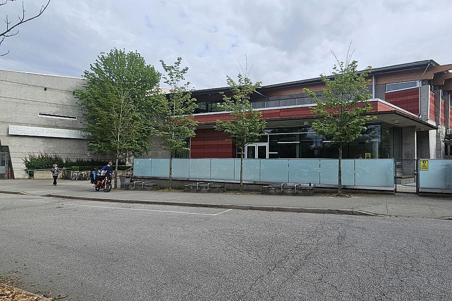 3868 Victoria Drive Vancouver, BC - 7