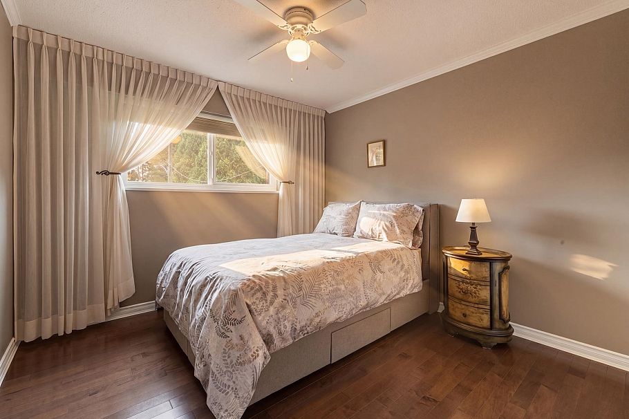 942 Montroyal Boulevard North Vancouver, BC - 20