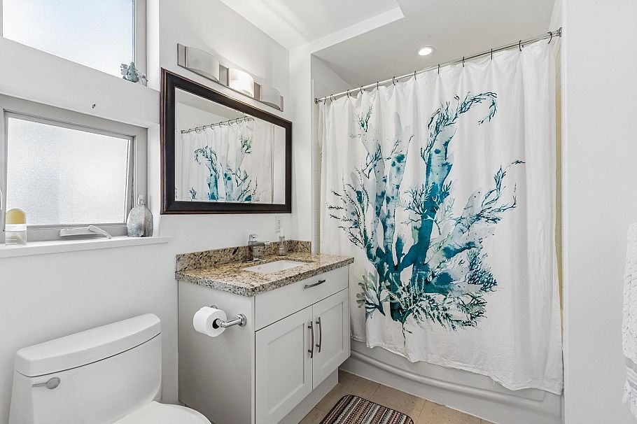 207 116 W 23rd Street North Vancouver, BC - 19