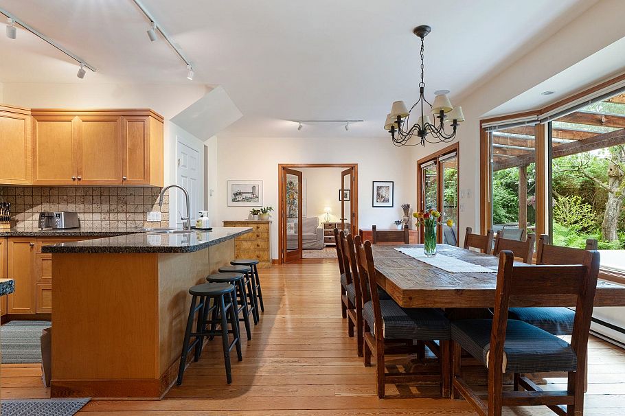 3552 W 49th Avenue Vancouver, BC - 12