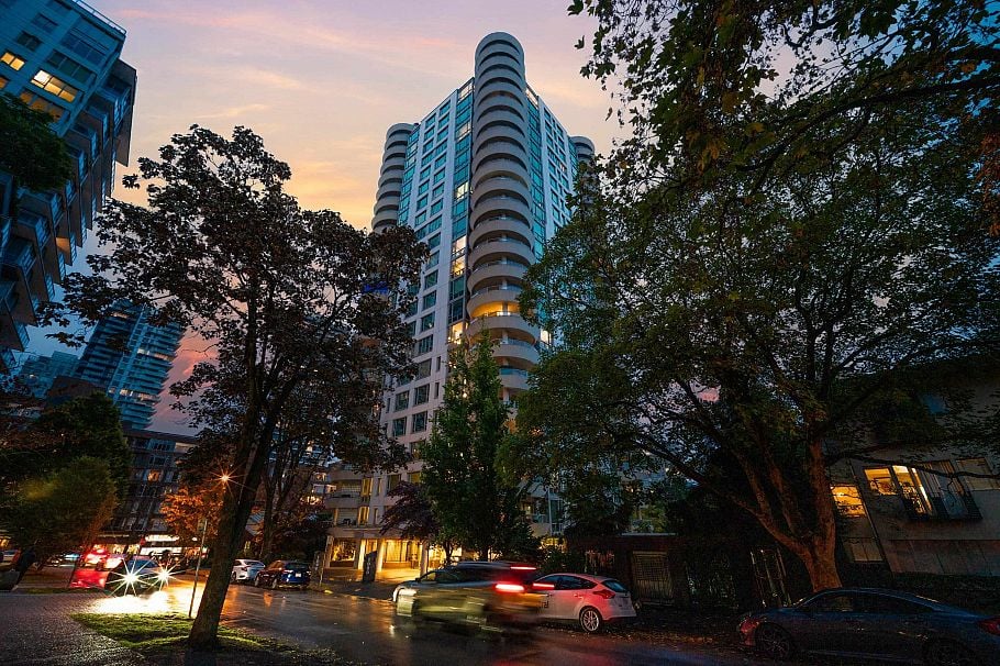 1505 1020 Harwood Street Vancouver, BC - 1