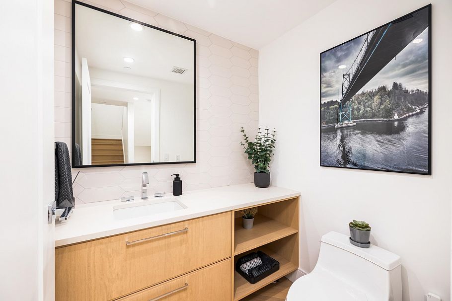 601 W 31st Avenue Vancouver, BC - 10