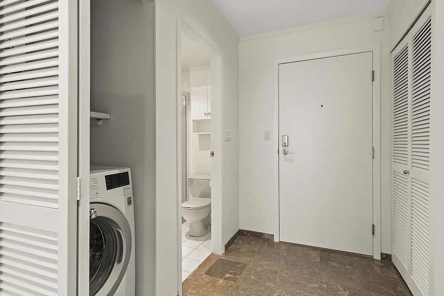 202 1551 Mariner Walk Vancouver, BC - 31