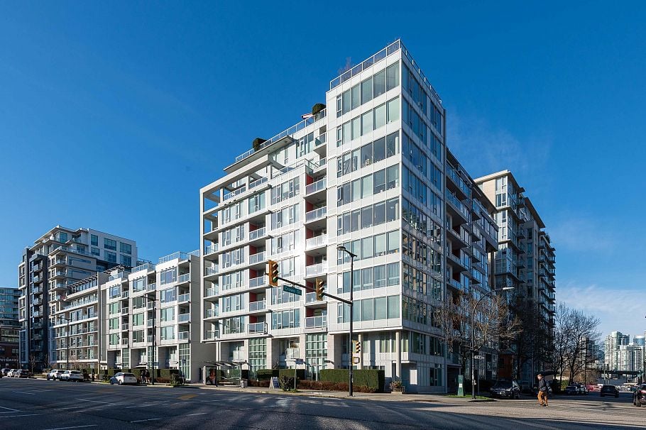 301 1887 Crowe Street Vancouver, BC - 1