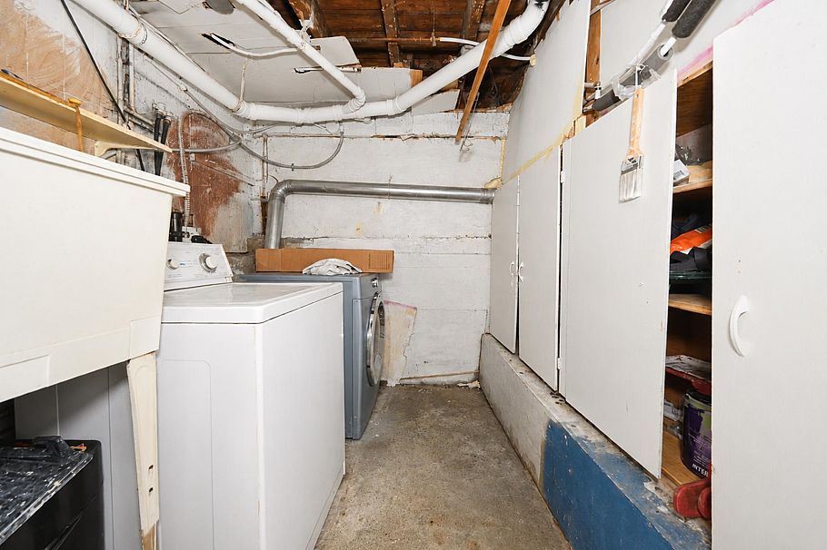 4711 Gothard Street Vancouver, BC - 23