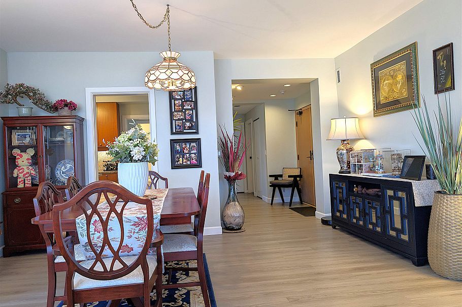 801 5850 Balsam Street Vancouver, BC - 5