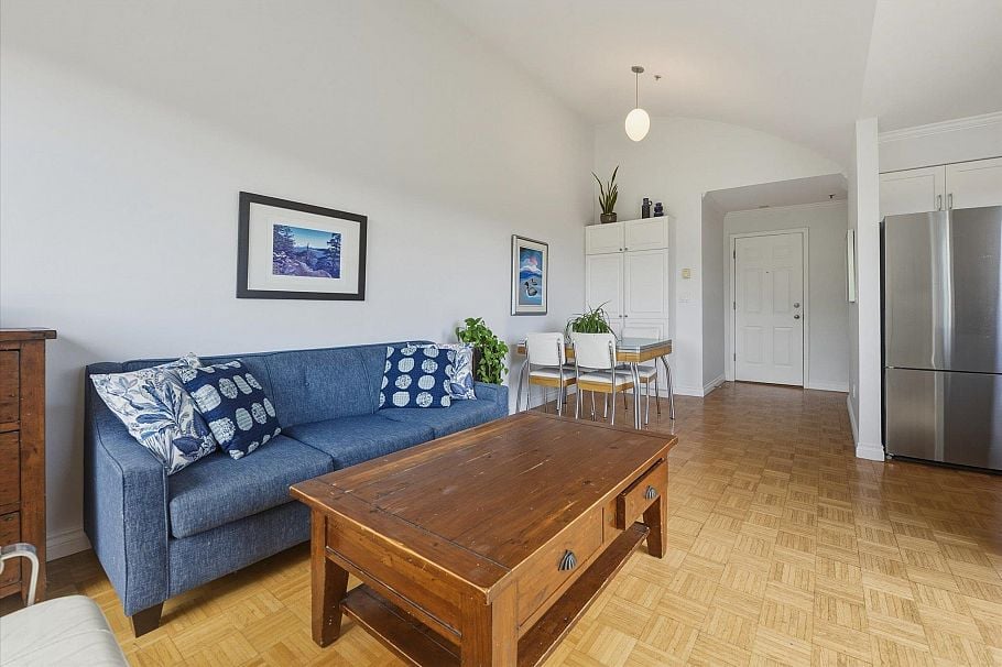 402 1617 Grant Street Vancouver, BC - 10