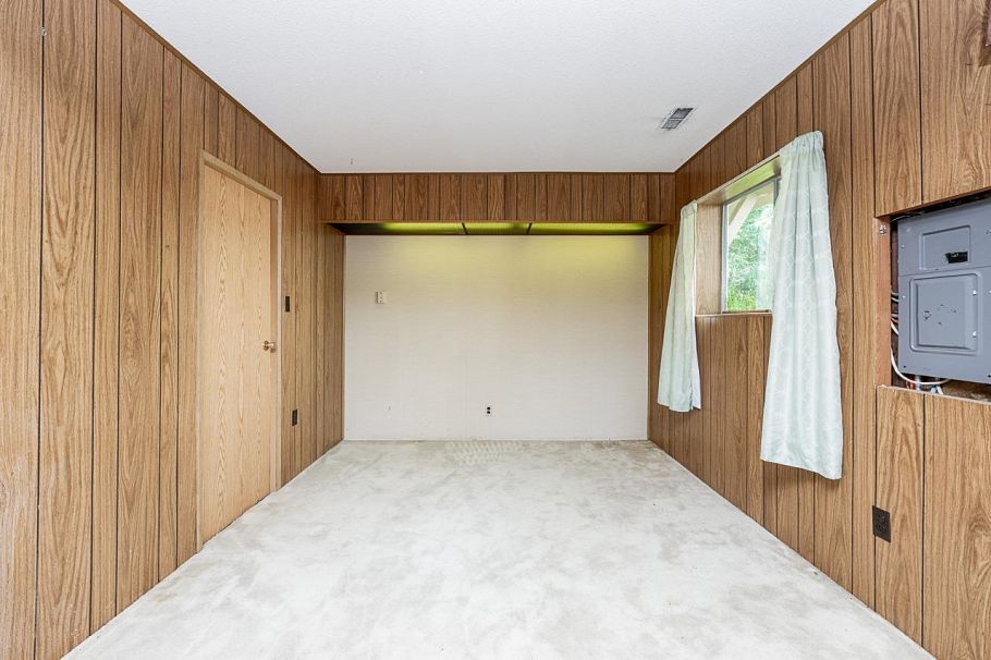 1453 Coleman Street North Vancouver, BC - 17