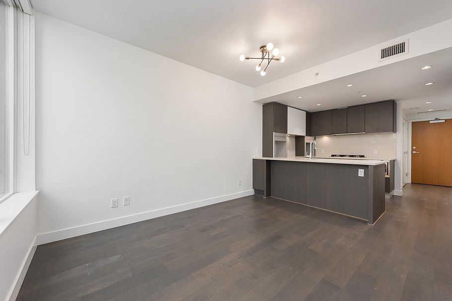 207 288 W 1st Avenue Vancouver, BC - 4