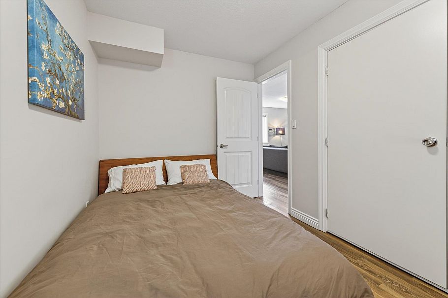1528 E Pender Street Vancouver, BC - 31
