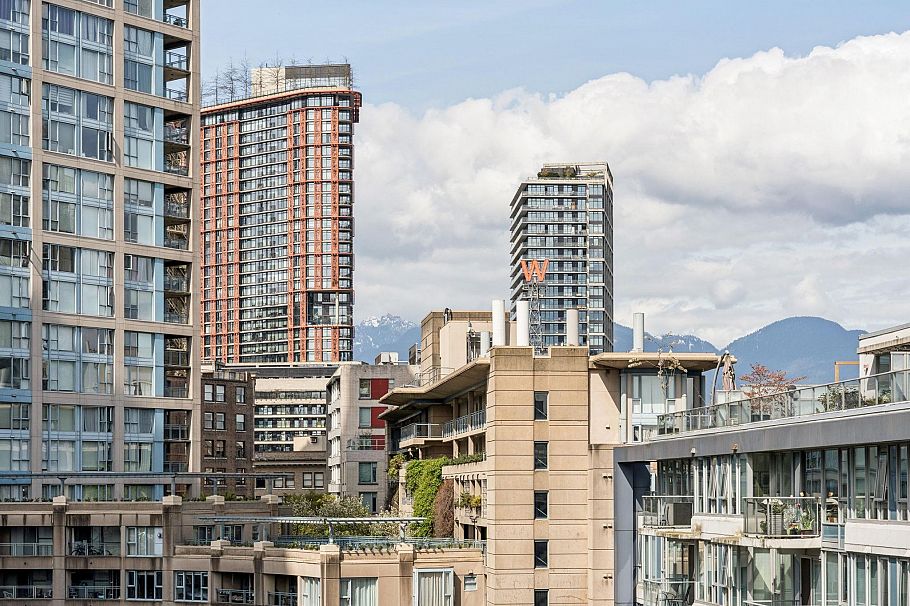 808 689 Abbott Street Vancouver, BC - 9