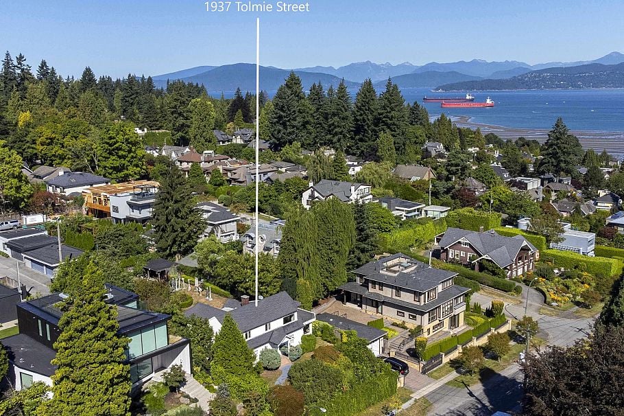 1937 Tolmie Street Vancouver, BC - 18