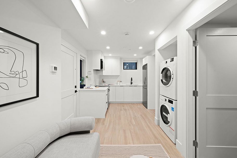 2791 W 21st Avenue Vancouver, BC - 31