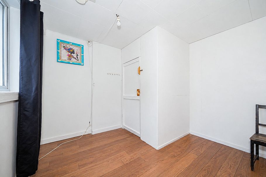 4711 Gothard Street Vancouver, BC - 26