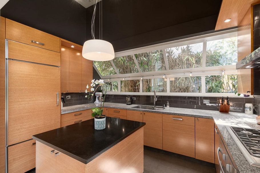 6309 Dunbar Street Vancouver, BC - 3