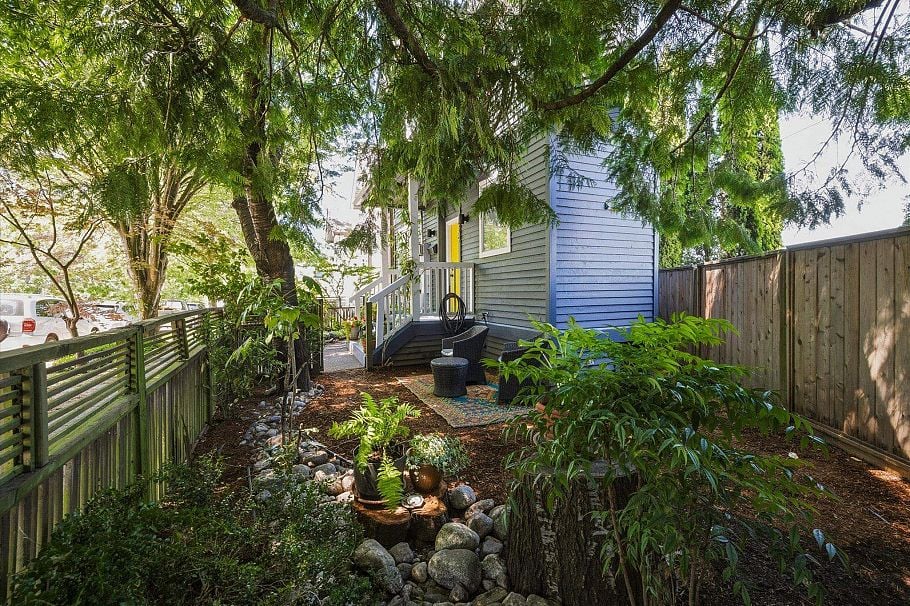 1239 E 22nd Avenue Vancouver, BC - 33