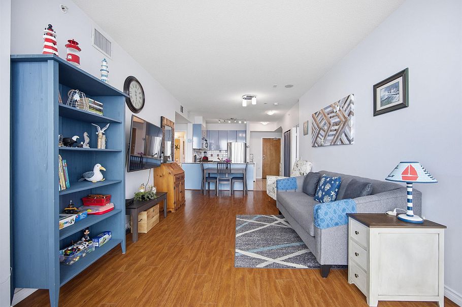 1904 188 E Esplanade Street North Vancouver, BC - 11