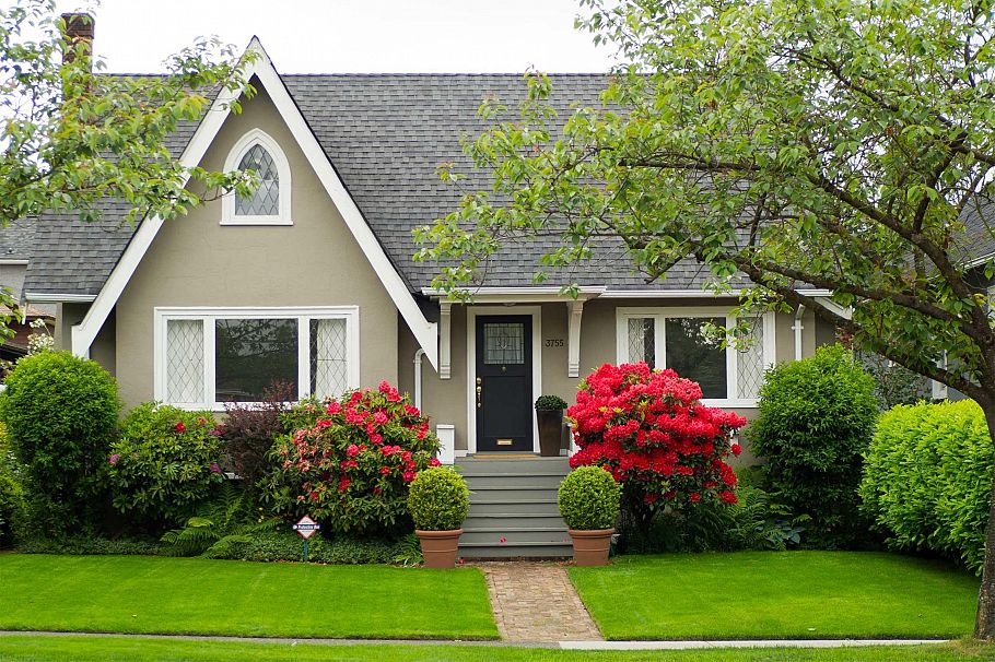 3755 Dunbar Street Vancouver, BC - 1