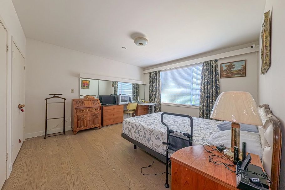 6762 Neal Street Vancouver, BC - 27