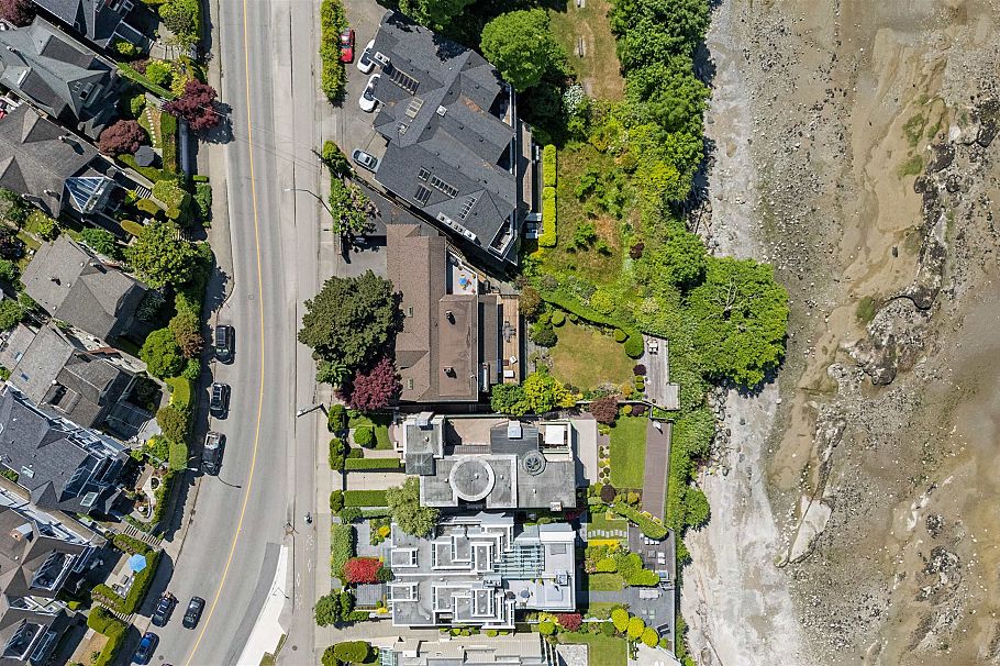 2651 Point Grey Road Vancouver, BC - 4