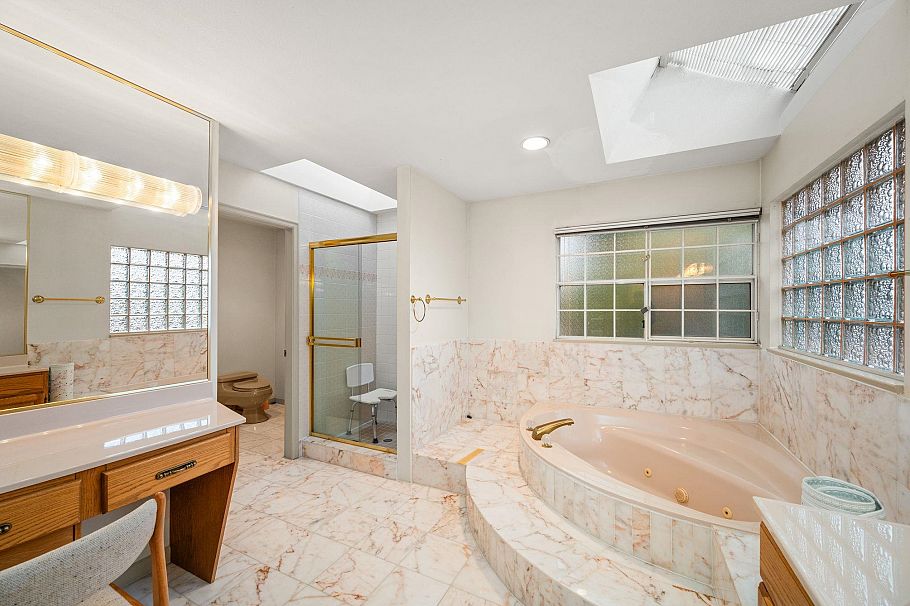 6828 Cypress Street Vancouver, BC - 19