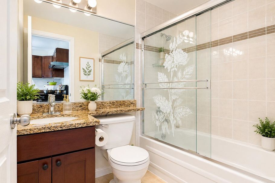 3281 Renfrew Street Vancouver, BC - 28