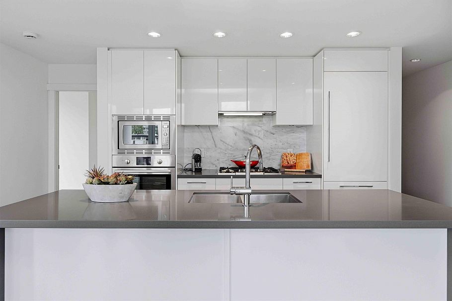 709 5628 Birney Avenue Vancouver, BC - 9