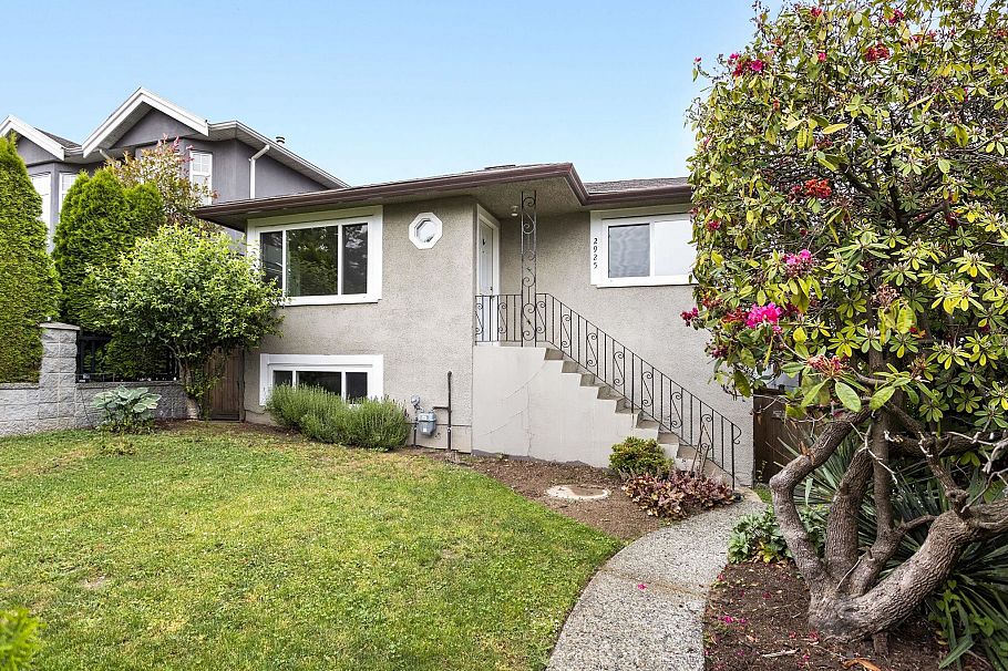 2925 Mcgill Street Vancouver, BC - 2