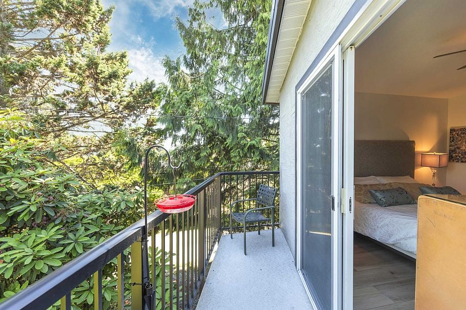 547 Fairway Drive North Vancouver, BC - 16