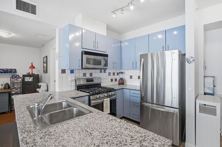 1904 188 E Esplanade Street North Vancouver, BC - 5