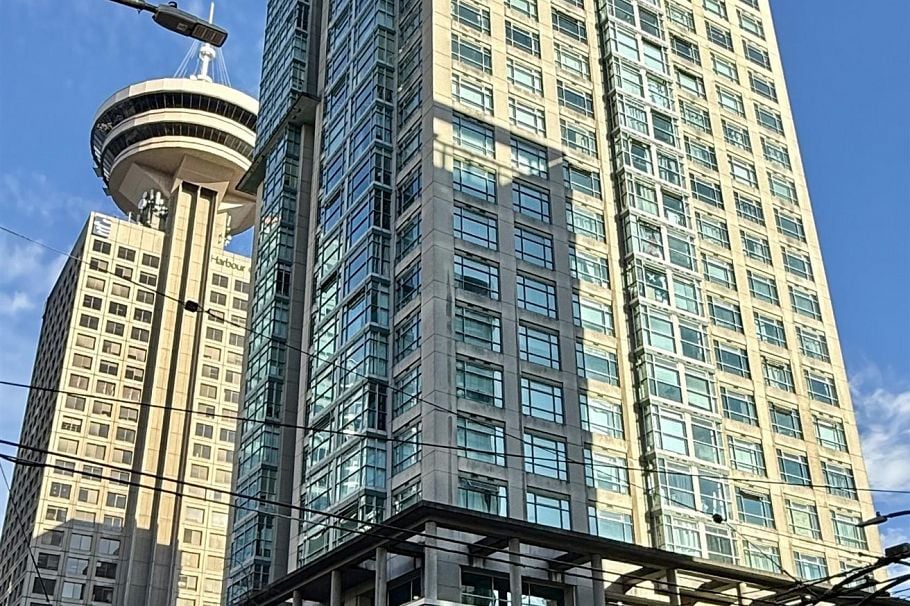 1701 438 Seymour Street Vancouver, BC - 3