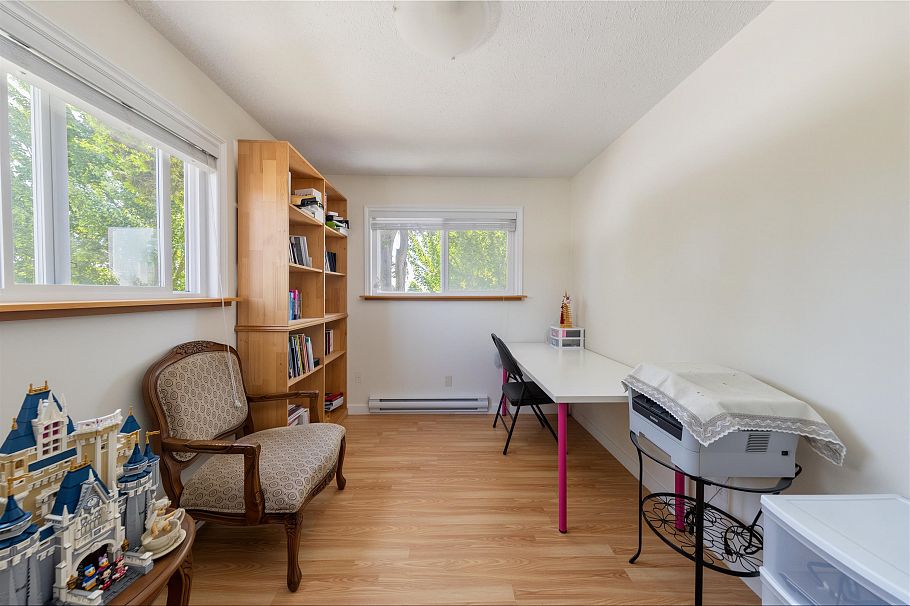 2911 E 51st Avenue Vancouver, BC - 27