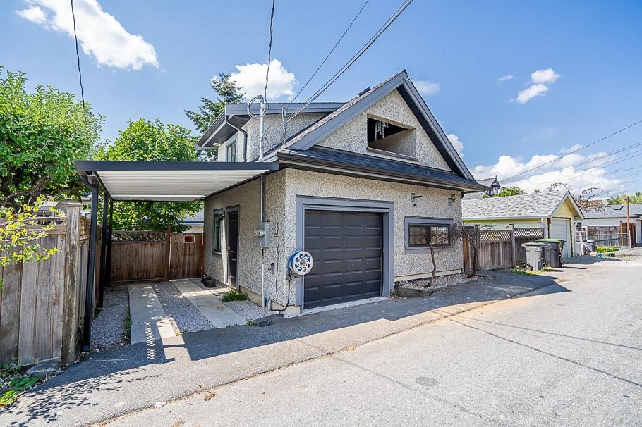 4438 Ontario Street Vancouver, BC - 32