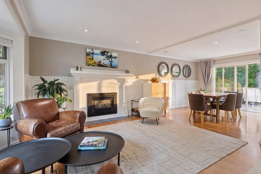 697 E Braemar Road North Vancouver, BC - 8