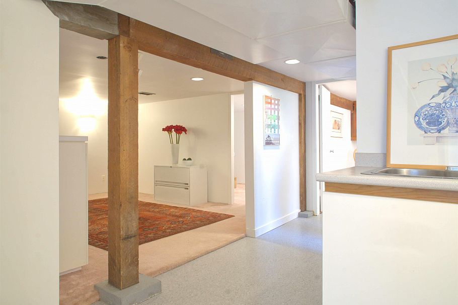 3755 Dunbar Street Vancouver, BC - 7