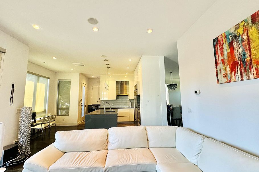 3630 W 34th Avenue Vancouver, BC - 13