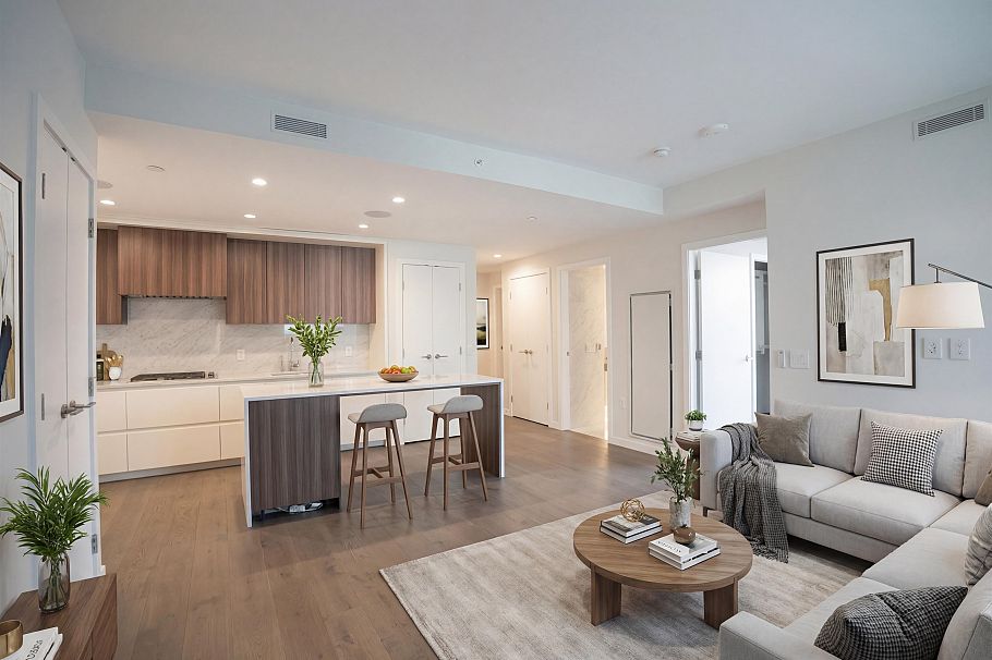 909 7418 Paulson Street Vancouver, BC - 1