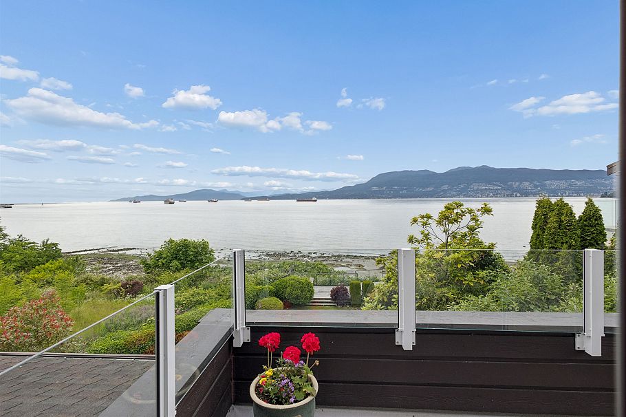 2651 Point Grey Road Vancouver, BC - 19