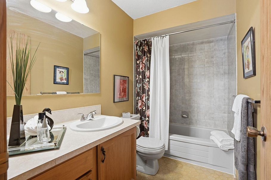 3300 Manning Crescent North Vancouver, BC - 22