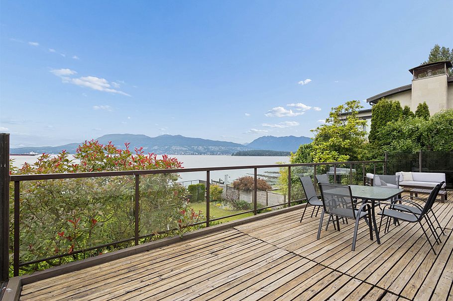 2651 Point Grey Road Vancouver, BC - 31