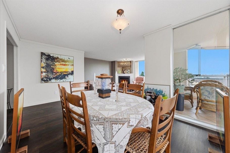 102 123 E Keith Road North Vancouver, BC - 14