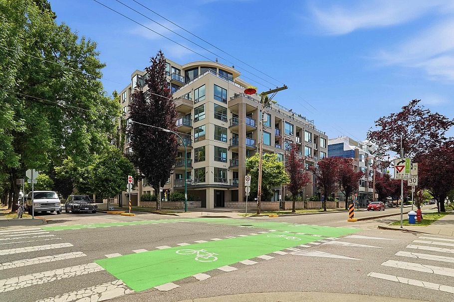 303 1888 York Avenue Vancouver, BC - 22